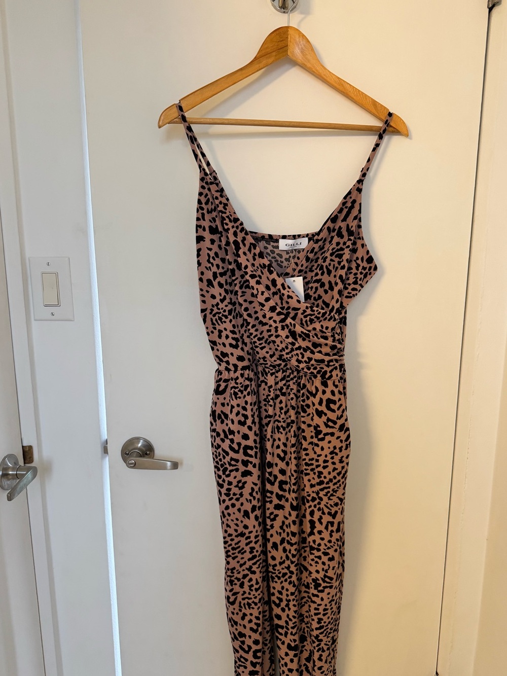 Gilli Pink Leopard-Print Midi Dress